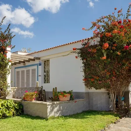 Villa West 1